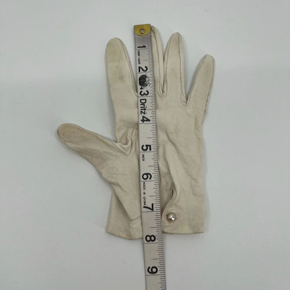 Vtg White Kid Leather Driving Gloves Womens 7 Short Wrist Dress Tea Party Femme